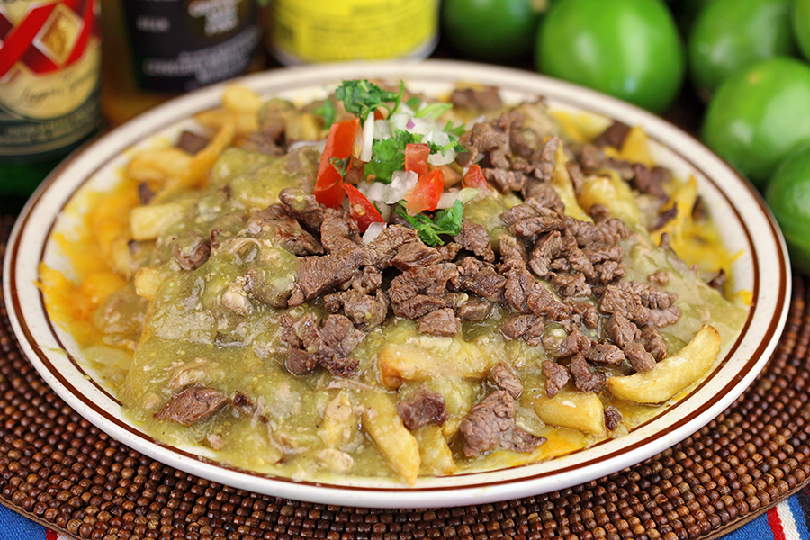 Chile Verde Fries with Asada